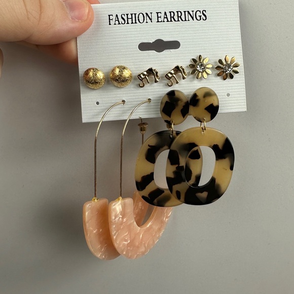 Cute Earrings / Dangle & Stud - Picture 3 of 3
